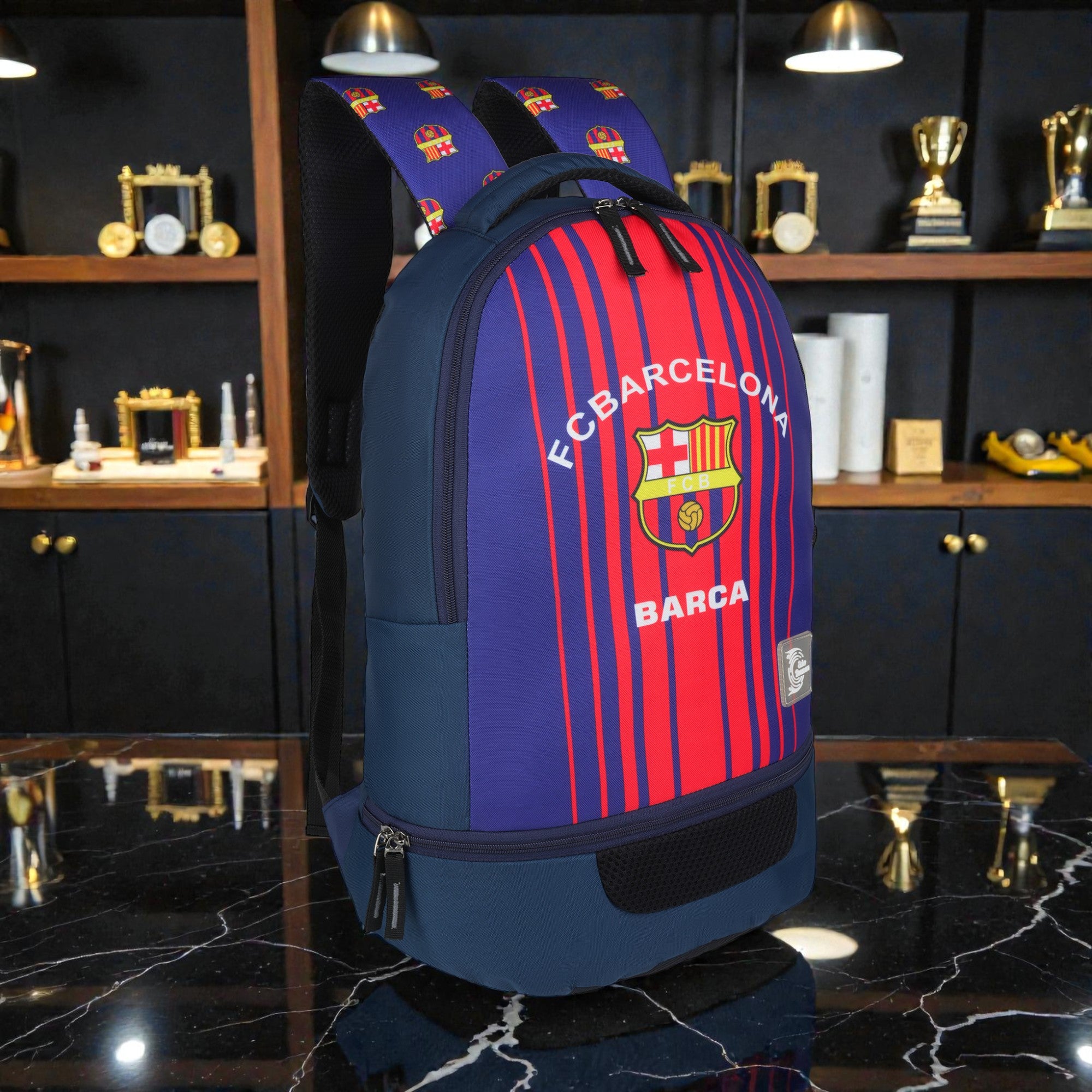 Echo Boomers Manchester United Sports Backpack with Separate Football Compartment | Student Sports Backpack with Adjustable Straps, Sturdy Handle & High Quality Zippers