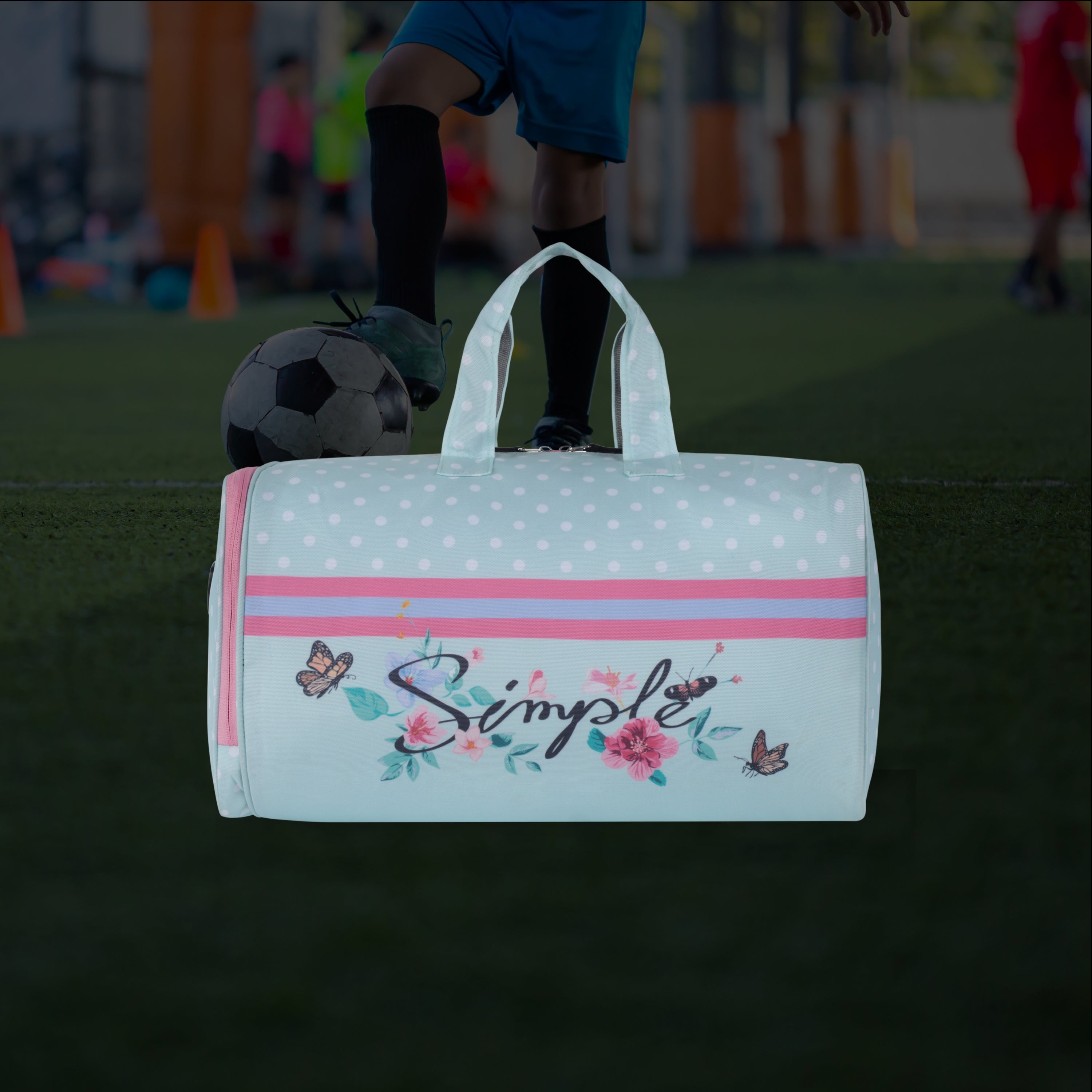 Echo Boomers Square Simple Print Duffle Bag – Stylish Travel & Gym Bag with Shoe Compartment